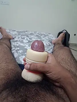 Snapshot of Sanjaypussyfuk chatting on 04/22/26, 03:24 Sanjaypussyfuk online show from 04/22/26, 03:24