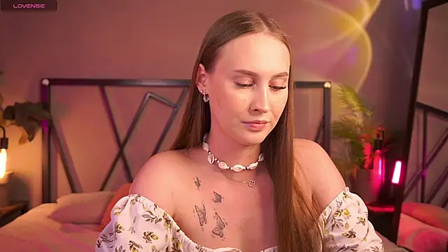 ViMilka online show from 07/29/26, 12:03