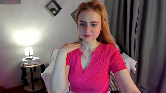 Snapshot of Shiny_Liss chatting on 04/03/26, 01:36 Shiny Liss online show from 04/03/26, 01:36