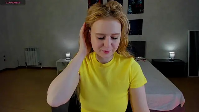 Snapshot of Shiny_Liss chatting on 04/20/26, 01:41 Shiny Liss online show from 04/20/26, 01:41