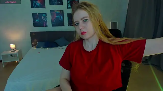 Snapshot of Shiny_Liss chatting on 04/28/26, 01:37 Shiny Liss online show from 04/28/26, 01:37