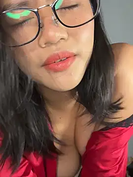 Kiee 19 online show from 05/26/26, 09:55