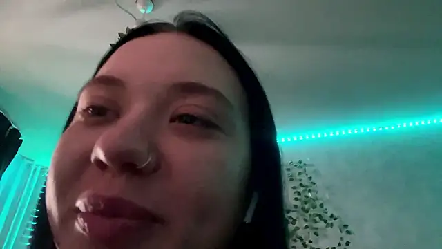 Snapshot of Sofi_Funny chatting on 03/24/26, 01:10 Sofi Funny online show from 03/24/26, 01:10
