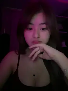 Snapshot of Sweet20-20 chatting on 04/19/26, 10:56 Sweet20-20 online show from 04/19/26, 10:56