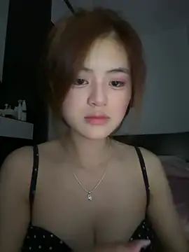 Snapshot of Sweet20-20 chatting on 06/19/26, 04:22 Sweet20-20 online show from 06/19/26, 04:22