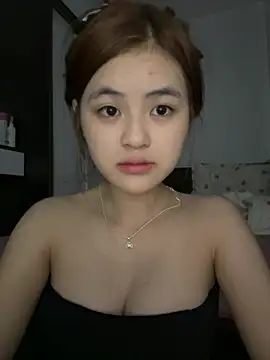 Snapshot of Sweet20-20 chatting on 06/30/26, 05:14 Sweet20-20 online show from 06/30/26, 05:14