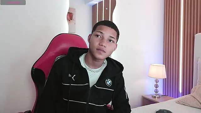 Snapshot of Kelvin_Josue chatting on 05/03/26, 08:59 Kelvin Josue online show from 05/03/26, 08:59