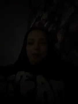 Snapshot of MiaBrrr999 chatting on 04/05/26, 12:41 MiaBrrr999 online show from 04/05/26, 12:41