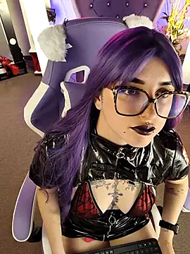 Snapshot of LilithDark666 chatting on 03/18/26, 01:03 LilithDark666 online show from 03/18/26, 01:03