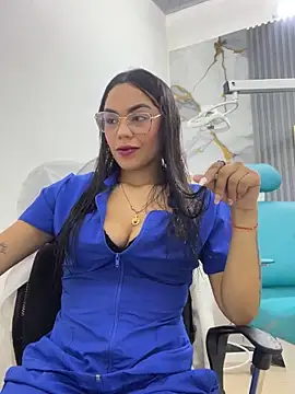 Snapshot of daniela-sexy chatting on 04/20/26, 01:58 daniela-sexy online show from 04/20/26, 01:58
