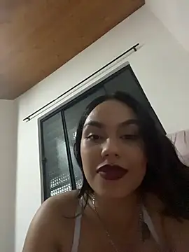 Snapshot of daniela-sexy chatting on 06/23/26, 02:09 daniela-sexy online show from 06/23/26, 02:09