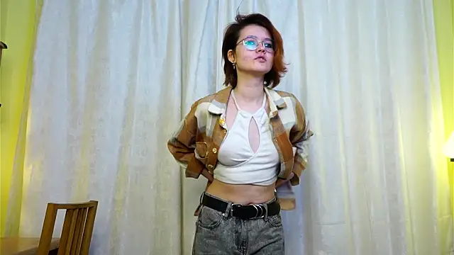 Snapshot of FlaviaAvena chatting on 03/21/26, 06:33 FlaviaAvena online show from 03/21/26, 06:33