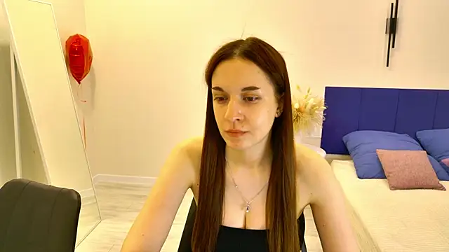 Ola Queen online show from 04/07/26, 05:13