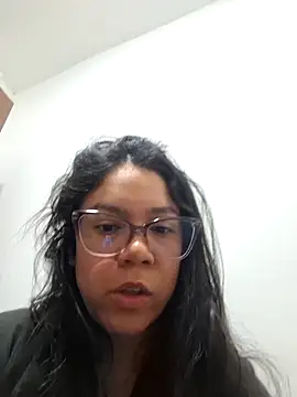 Snapshot of Aila_Phone chatting on 04/18/26, 11:16 Aila Phone online show from 04/18/26, 11:16