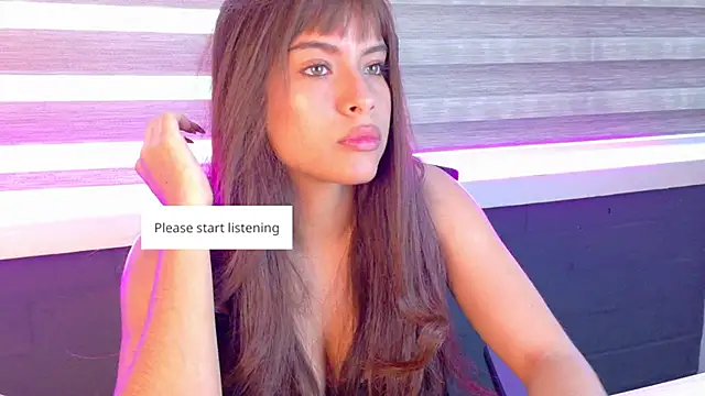 Snapshot of HelenaFoumier chatting on 05/05/26, 06:16 HelenaFoumier online show from 05/05/26, 06:16