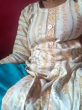 Snapshot of Mona_ji32 chatting on 04/11/26, 11:25 Mona ji32 online show from 04/11/26, 11:25
