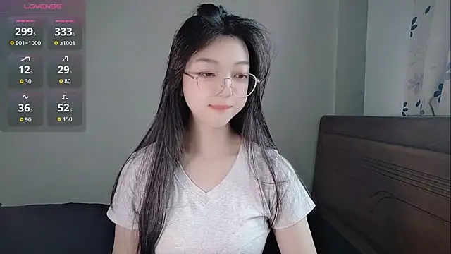 Snapshot of oblakitty_ chatting on 04/26/26, 12:41 oblakitty online show from 04/26/26, 12:41