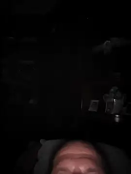 Snapshot of skizzoboy6 chatting on 03/25/26, 02:28 skizzoboy6 online show from 03/25/26, 02:28