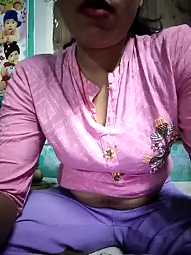 Snapshot of model_seela chatting on 03/29/26, 03:34 model seela online show from 03/29/26, 03:34