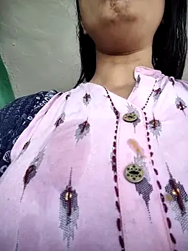 model seela online show from 04/28/26, 03:55