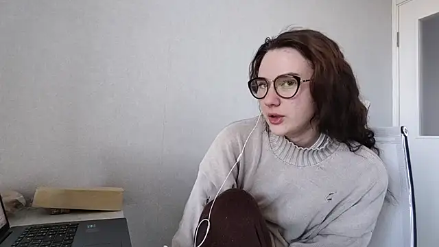 Snapshot of LaritaTocchio chatting on 04/27/26, 06:33 LaritaTocchio online show from 04/27/26, 06:33