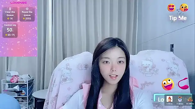 Snapshot of Puting_q chatting on 04/10/26, 05:34 Puting q online show from 04/10/26, 05:34