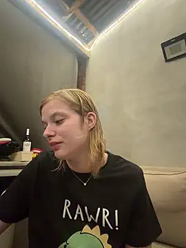 jessebell2003 online show from 05/25/26, 09:21