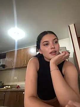 Snapshot of Mr_and_Mrs_Sin05 chatting on 04/22/26, 07:59 Mr and Mrs Sin05 online show from 04/22/26, 07:59