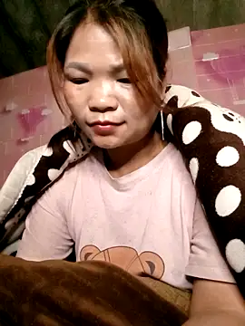 Snapshot of maymay121 chatting on 03/29/26, 08:20 maymay121 online show from 03/29/26, 08:20