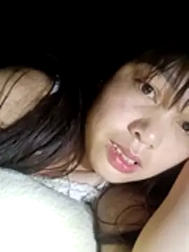 Snapshot of Abi-ni chatting on 04/01/26, 07:00 Abi-ni online show from 04/01/26, 07:00