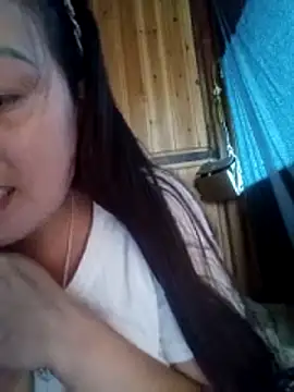 Snapshot of Abi-ni chatting on 05/06/26, 01:36 Abi-ni online show from 05/06/26, 01:36