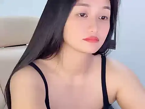 Snapshot of AmyLinee_1 chatting on 05/29/26, 06:11 AmyLinee 1 online show from 05/29/26, 06:11