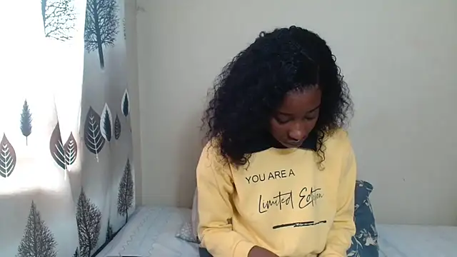 Snapshot of AfricanMelaninDoll chatting on 04/16/26, 11:11 AfricanMelaninDoll online show from 04/16/26, 11:11