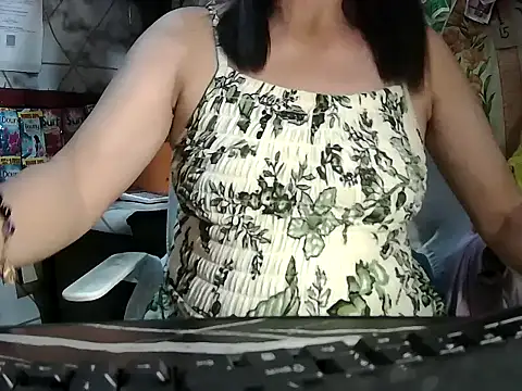 mommylicious 23 online show from 06/21/26, 01:24