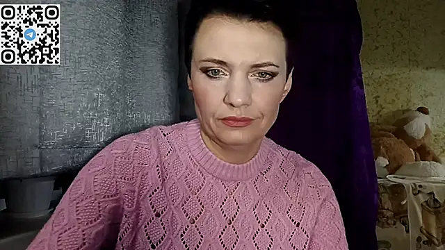 Snapshot of HotMamaQueen234 chatting on 04/07/26, 07:14 HotMamaQueen234 online show from 04/07/26, 07:14
