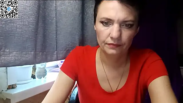 HotMamaQueen234 online show from 05/15/26, 02:46