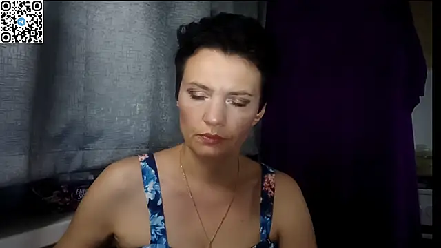 Snapshot of HotMamaQueen234 chatting on 06/22/26, 07:33 HotMamaQueen234 online show from 06/22/26, 07:33