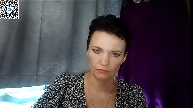 Snapshot of HotMamaQueen234 chatting on 07/14/26, 11:38 HotMamaQueen234 online show from 07/14/26, 11:38