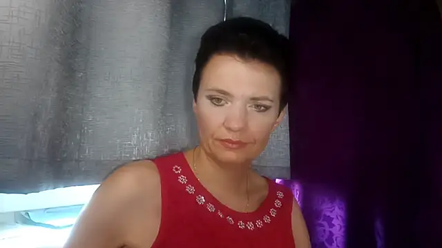Snapshot of HotMamaQueen234 chatting on 07/24/26, 07:06 HotMamaQueen234 online show from 07/24/26, 07:06