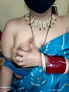 Snapshot of Miss_roohi chatting on 04/23/26, 12:29 Miss roohi online show from 04/23/26, 12:29