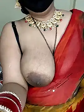 Snapshot of Miss_roohi chatting on 04/25/26, 05:32 Miss roohi online show from 04/25/26, 05:32