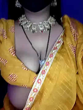 Snapshot of Miss_roohi chatting on 05/22/26, 05:14 Miss roohi online show from 05/22/26, 05:14