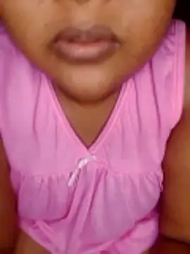 Snapshot of Dilki-udara chatting on 04/22/26, 05:25 Dilki-udara online show from 04/22/26, 05:25