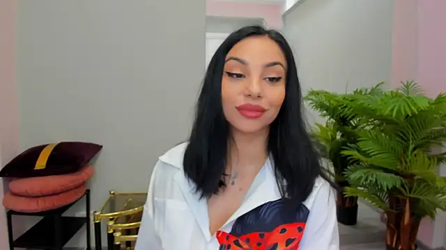 Snapshot of MissSiennaa chatting on 04/03/26, 06:11 MissSiennaa online show from 04/03/26, 06:11