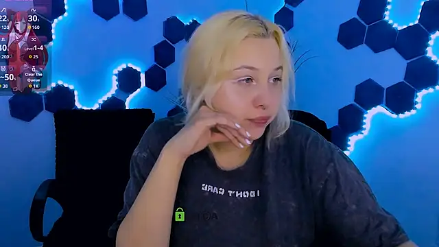 aria blaze  online show from 03/19/26, 01:15