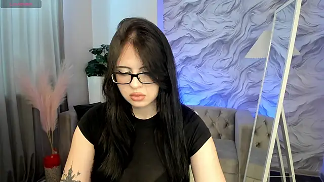 Snapshot of Kisa_Blaze chatting on 04/04/26, 10:46 Kisa Blaze online show from 04/04/26, 10:46