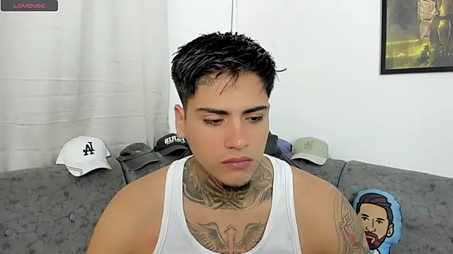 Snapshot of sweetlatinoboy chatting on 07/07/26, 09:46 sweetlatinoboy online show from 07/07/26, 09:46