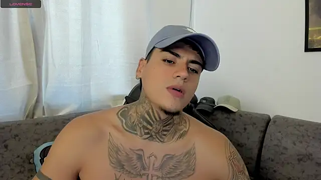 Snapshot of sweetlatinoboy chatting on 08/07/26, 08:22 sweetlatinoboy online show from 08/07/26, 08:22
