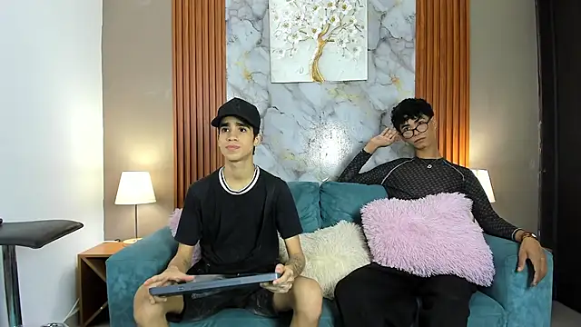 NAUGHTY BOYS1 online show from 03/16/26, 07:18