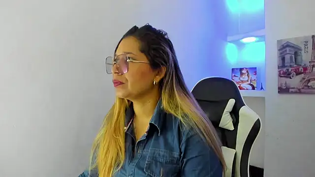 Snapshot of Melisa_14 chatting on 05/28/26, 01:41 Melisa 14 online show from 05/28/26, 01:41